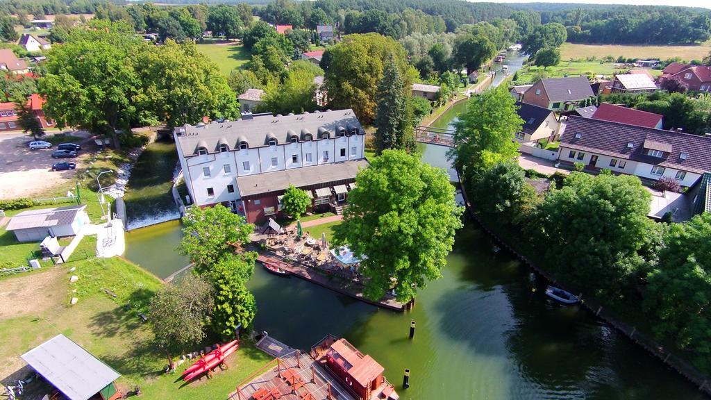 Seehotel Zum Lowen Strasen Exteriér fotografie